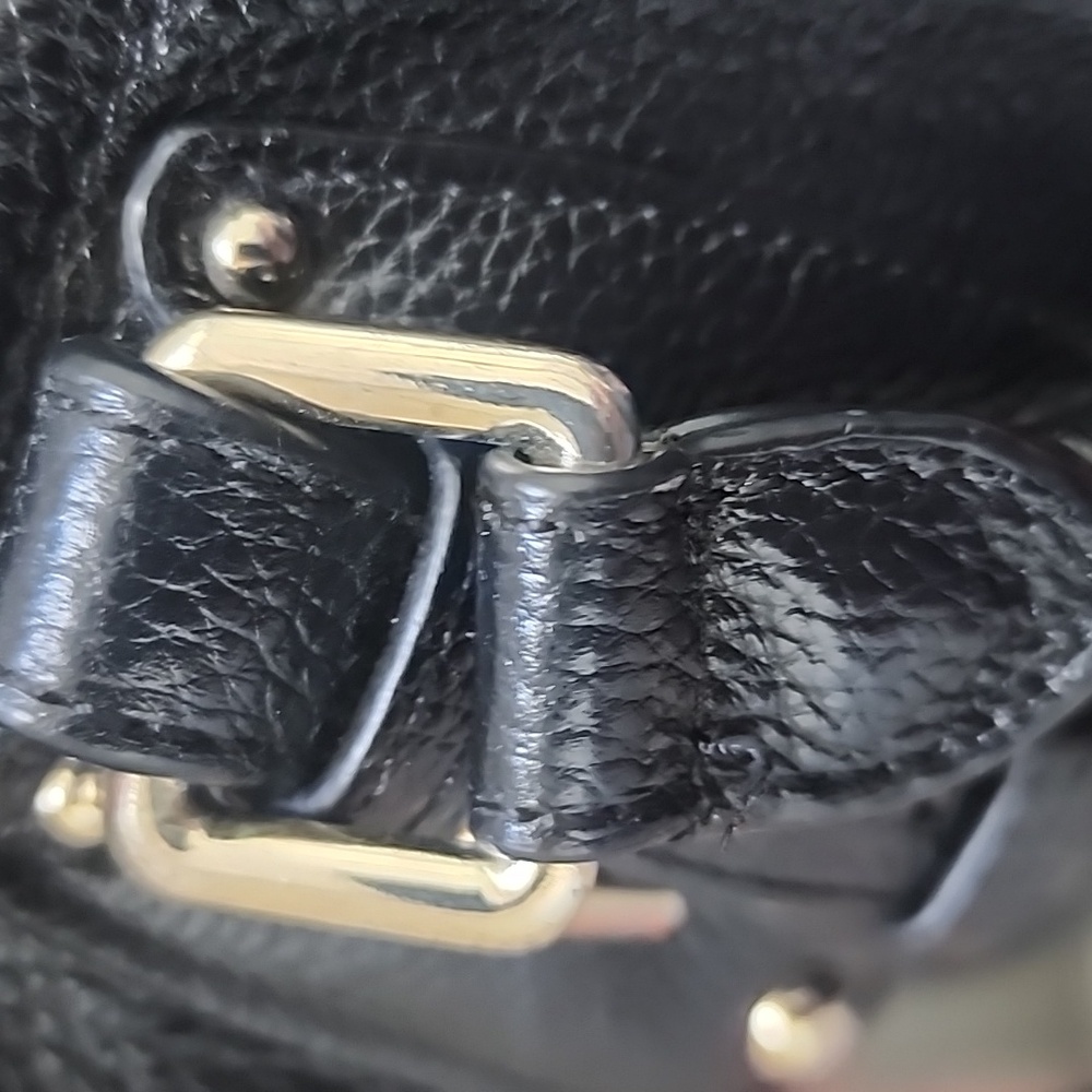 Vicenzo Black Genuine Leather Slouchy Shoulder Bag with Strap - Picture 5 of 16